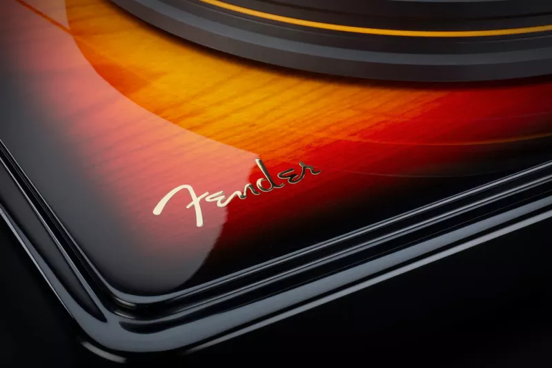 MoFi-Fender Precision Deck Logo Detail