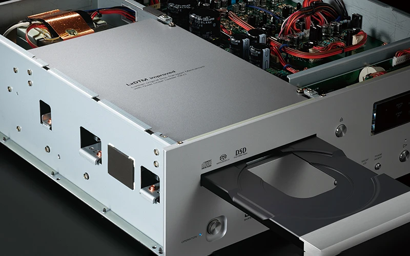 Luxman-D-07X High-End SACD Player