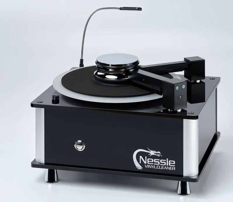 NESSIE ProPlus+ Masteredition Schallplattenwaschmaschine von vinylcare-technologies eine Art und Voice Empfehlung